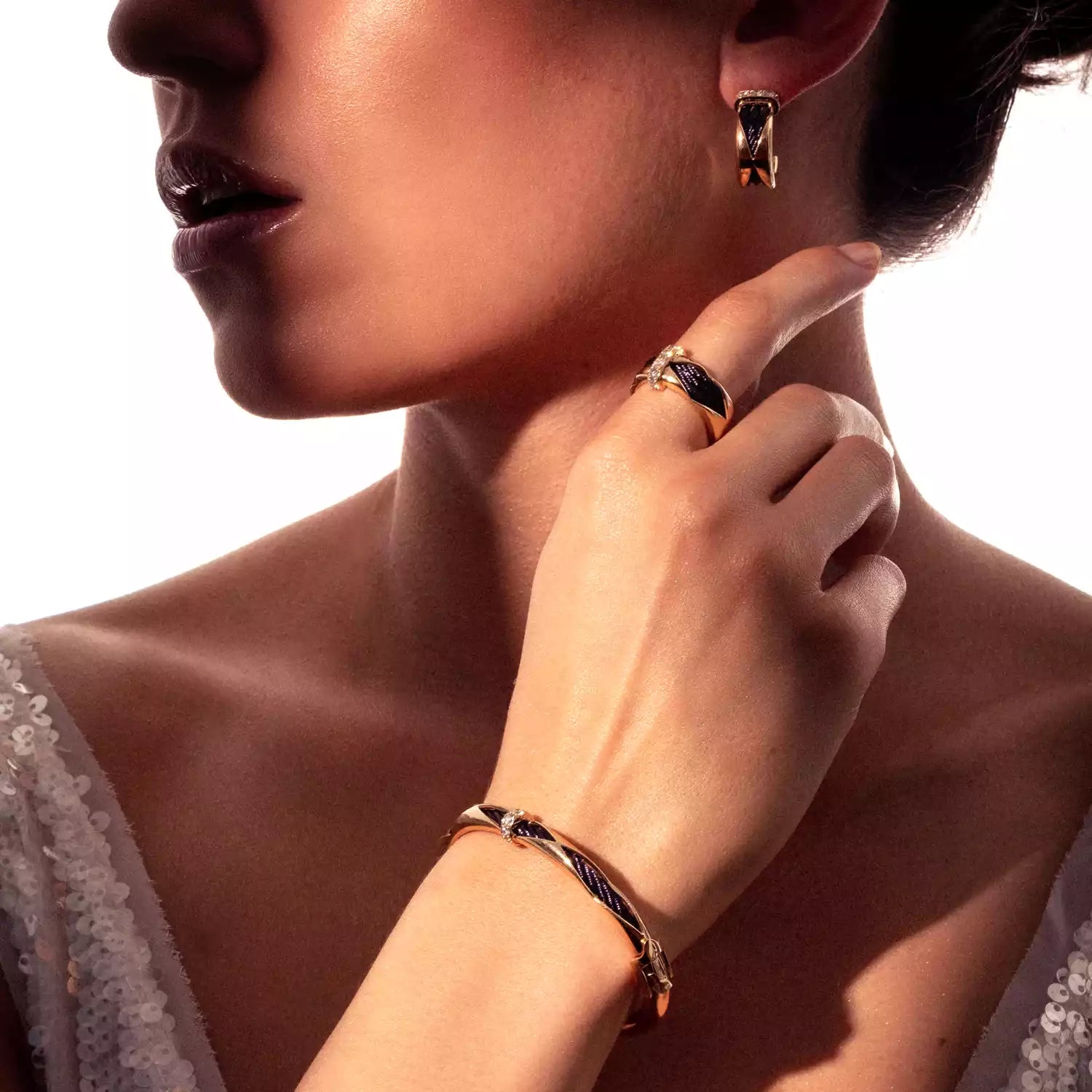 Celtic Panaginip Bangle 18KT - Charriol Geneve - Mga pulseras at Bangles