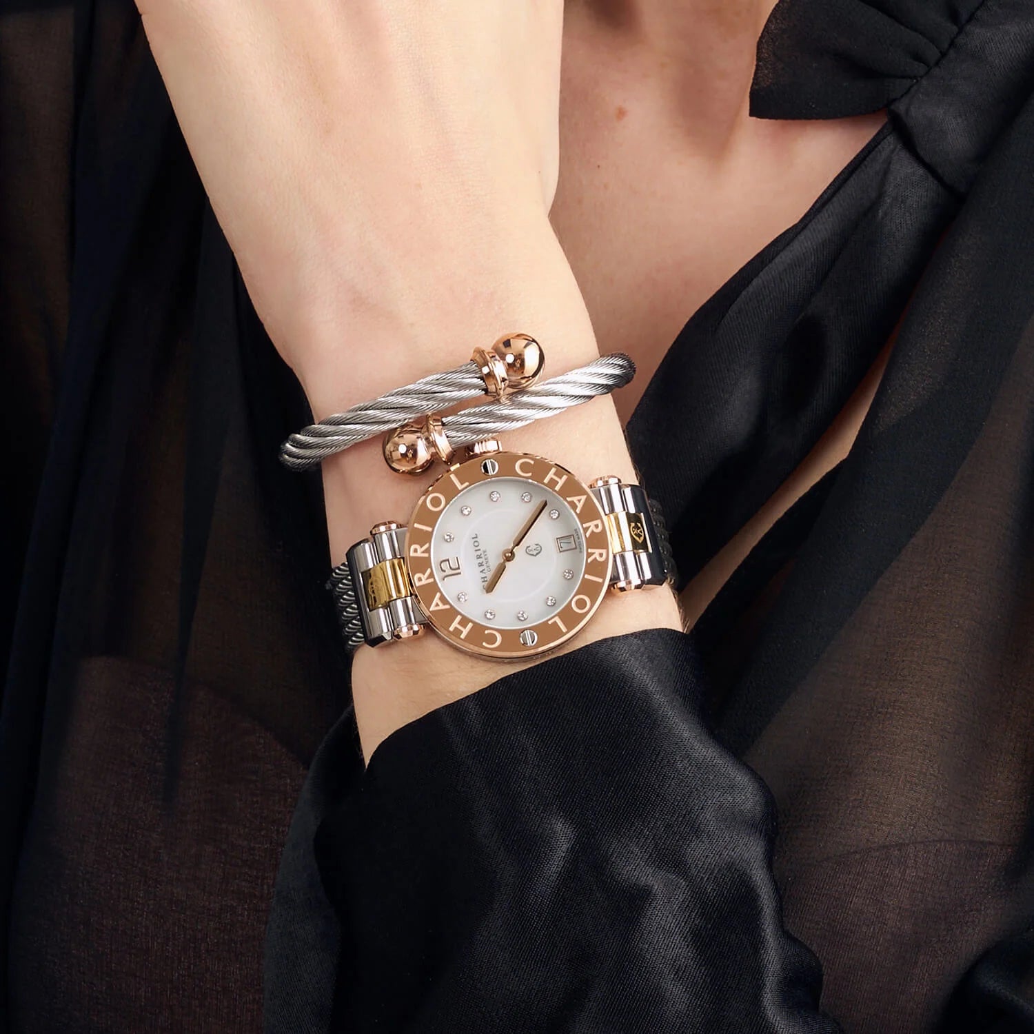 NAVIGATOR CRUISE, 36MM, QUARTZ CALIBRE, WHITE MOTHER-OF-PEARL WITH 10 DIAMONDS DIAL, STEEL ROSE GOLD PVD "CHARRIOL CHARRIOL" WITH 2 SCREWS BEZEL, STEEL INTERCHANGEABLE CABLE BRACELET WITH ROSE GOLD PVD ATTACHED - © 2024 Charriol - Watch