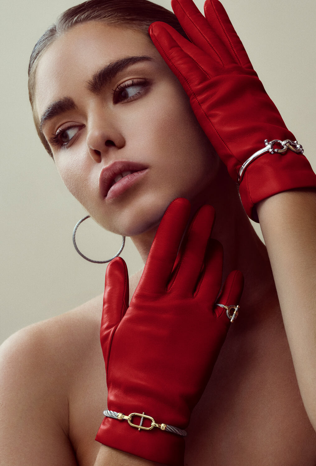 St. Tropez Mariner Shackle Bangle - Charriol Geneve - Mga pulseras at Bangles