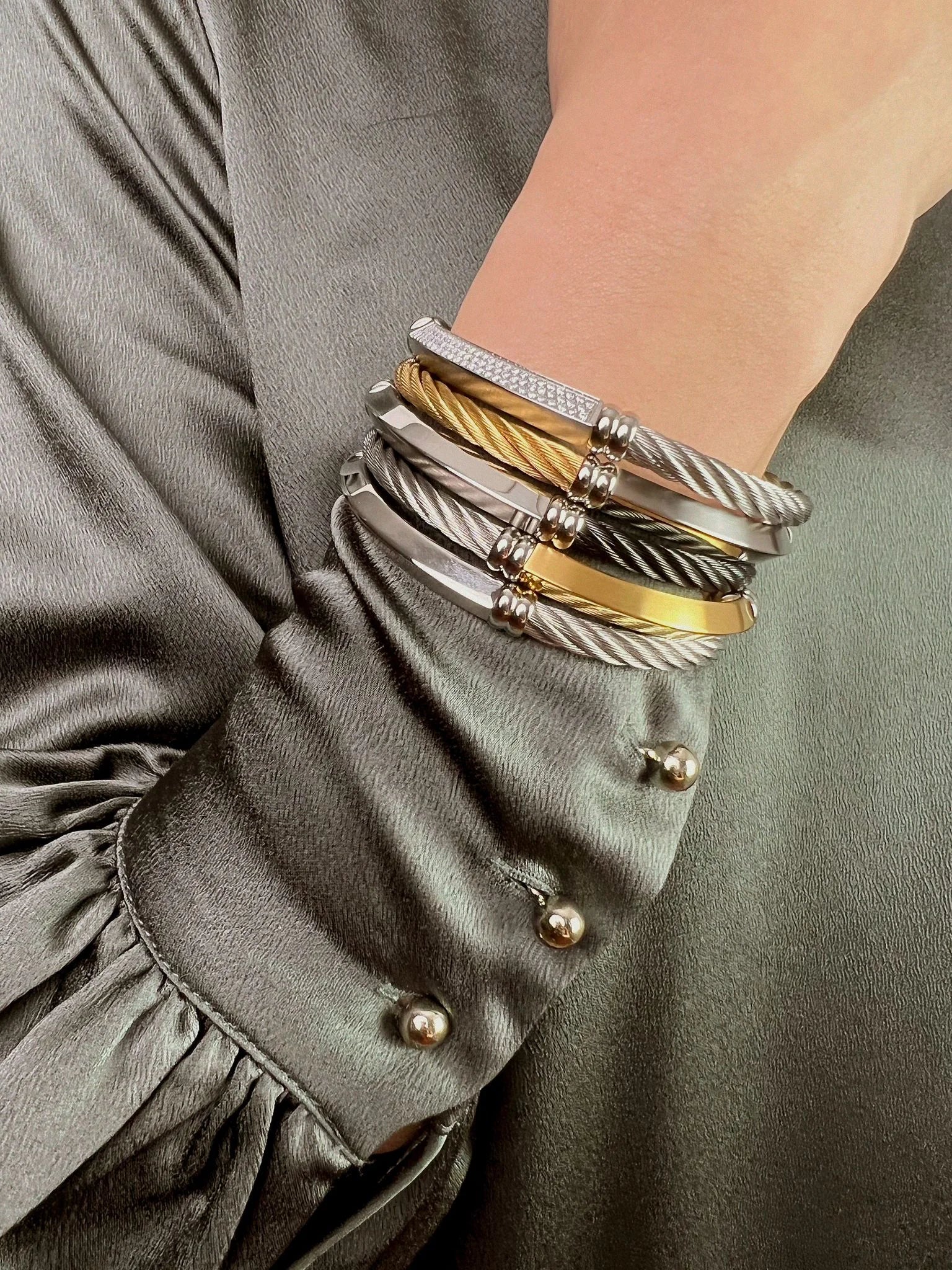 Dilaw na Gold_Steel